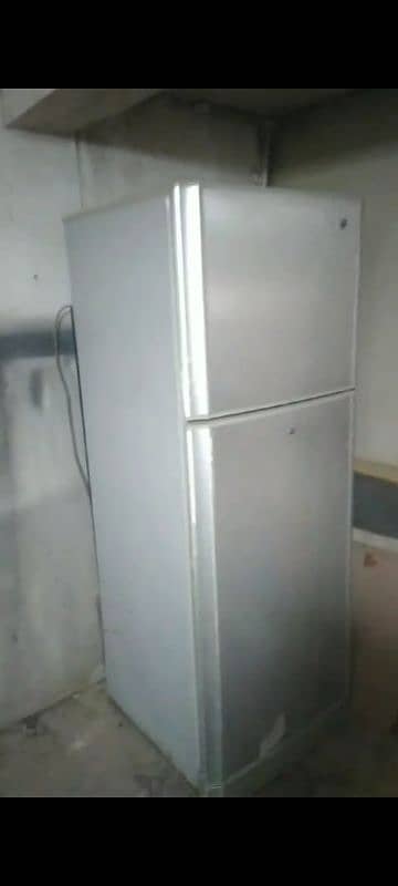 Pel Refrigerator For Sale 0