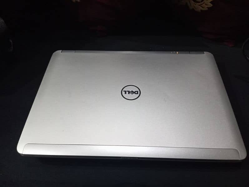 Dell Laptop core i7 3rd generation 3