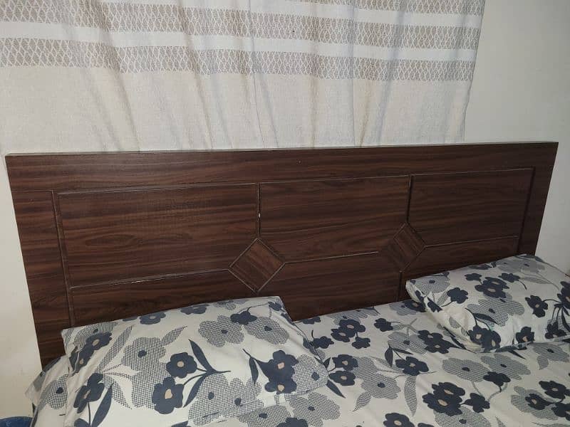 BROWN BED SET 6