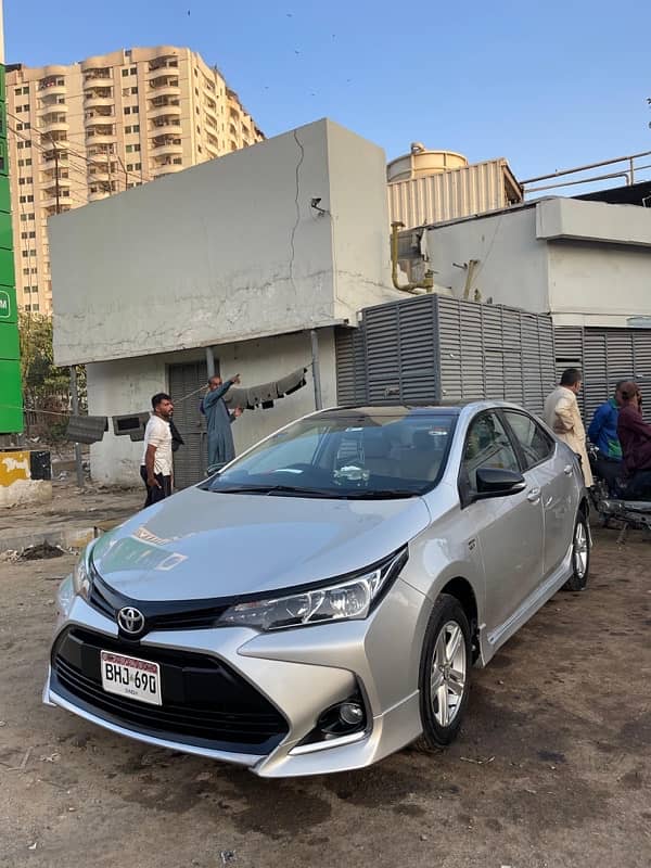 Toyota corlla altis 2017 up lipt to 24 X 2