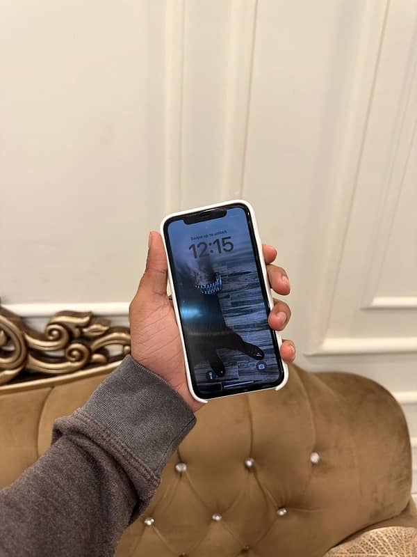 iPhone 11 NON PTA 6