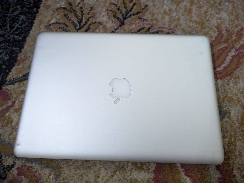 MacBook pro 7