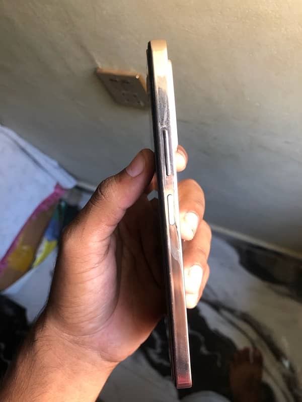 iPhone X and Infinix not  30 Pro 11