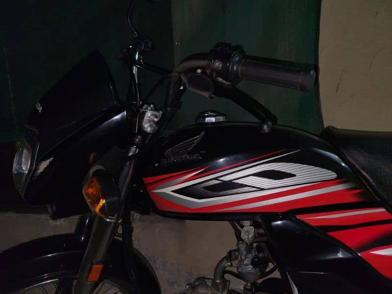 Honda CD 70 dream 4