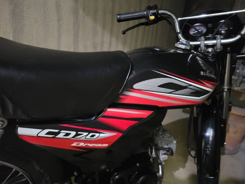 Honda CD 70 dream 8