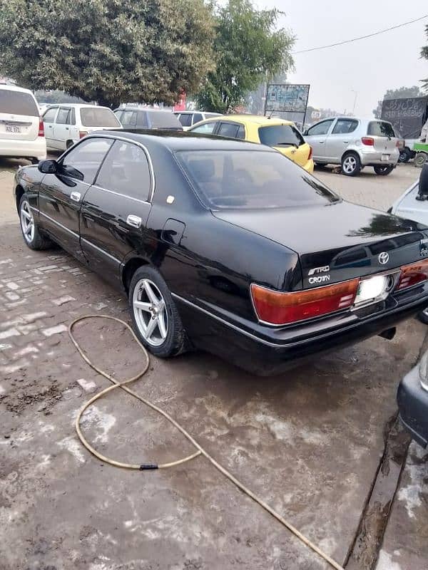 Toyota Crown 1997 4