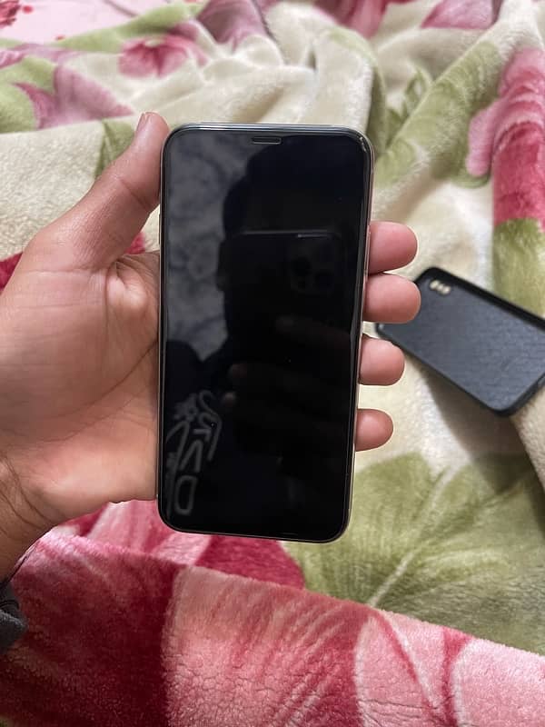 IPhone XS Non PTA 2