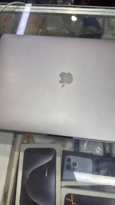 macbook pro 2017 16-512 1