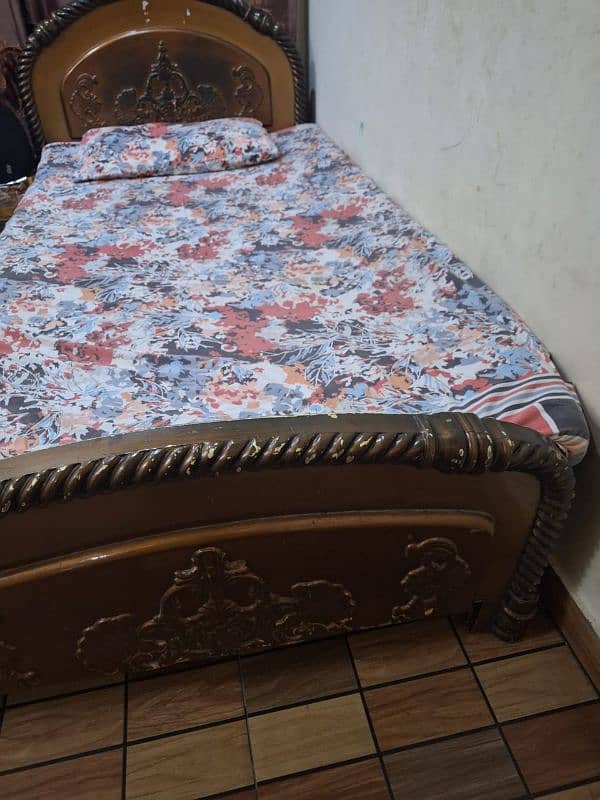 single bed for sale 0