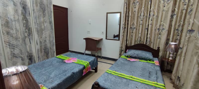 Executive GIRLS HOSTEL - Furnished Rooms for UMT working, JOBIAN Girls 2