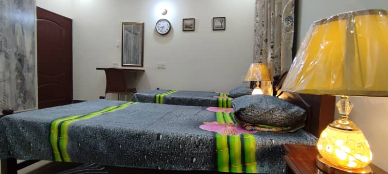 Executive GIRLS HOSTEL - Furnished Rooms for UMT working, JOBIAN Girls 8