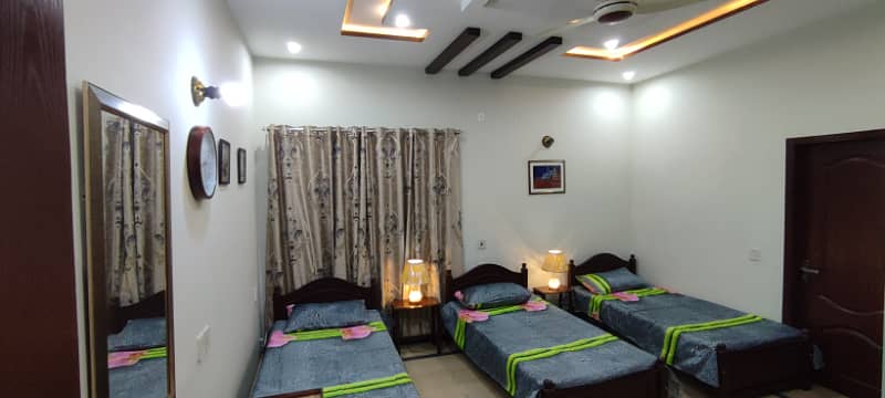 Executive GIRLS HOSTEL - Furnished Rooms for UMT working, JOBIAN Girls 9