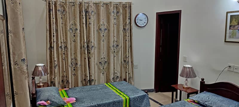 Executive GIRLS HOSTEL - Furnished Rooms for UMT working, JOBIAN Girls 30