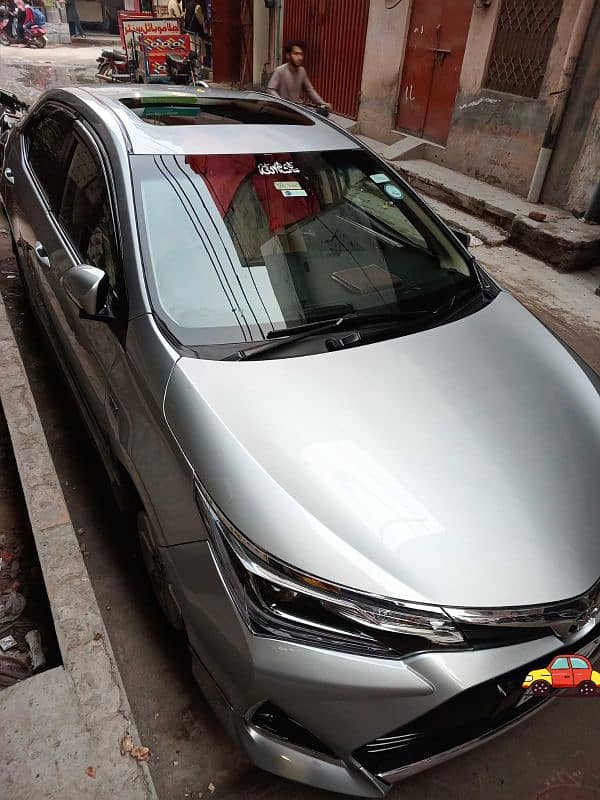 Toyota Altis Grande 2015 1