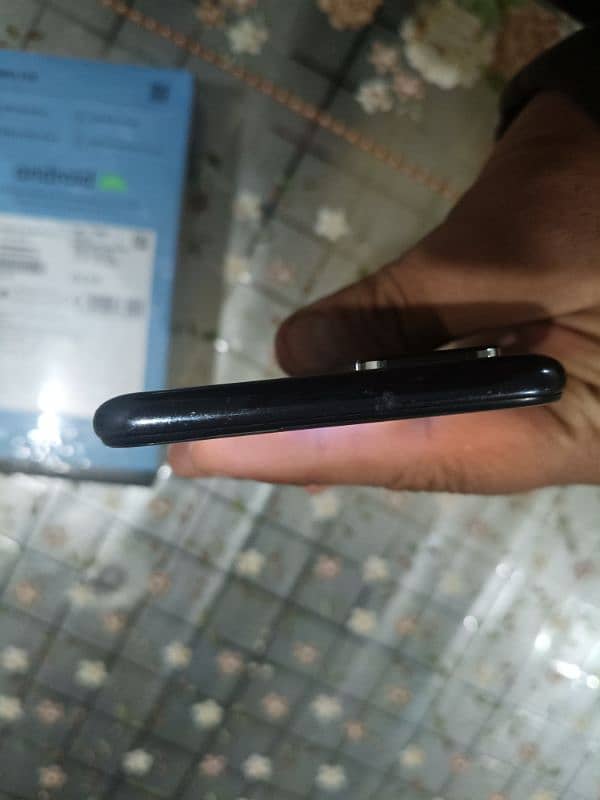 Oppo F19 Scratch less / Genuine Mobile Lush Condition 4