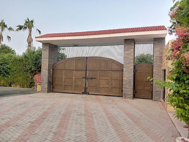 2 Acre Luxury Farm House On Barki Road 1