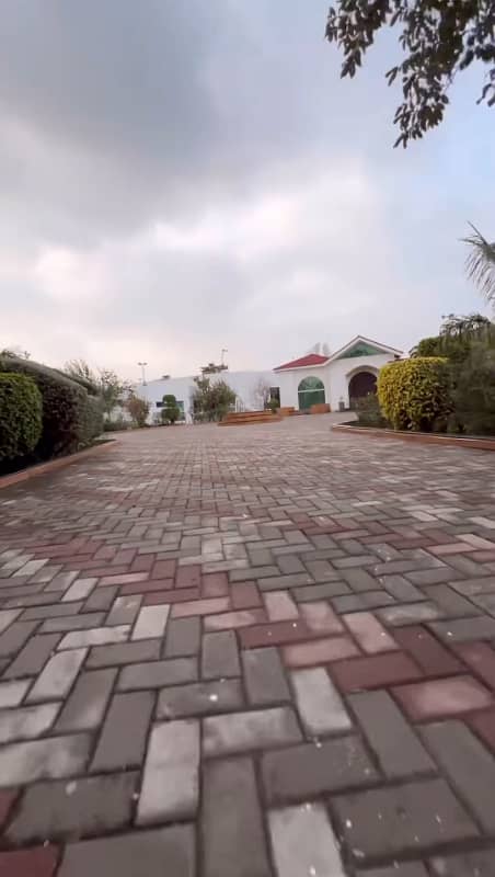 2 Acre Luxury Farm House On Barki Road 8