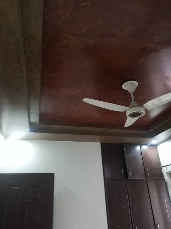 5 Marla used House Available for sale in Bahria Town Lahore 6