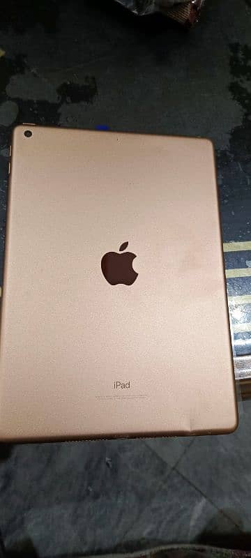 ipad 6 gen 128gb gold color 1