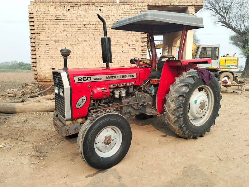 Massey Ferguson tractor 260 1