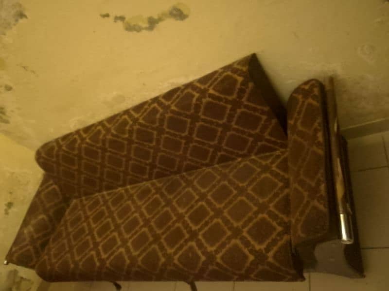 Sofa Cum Bed 3 Seater in Excellent Condition 4