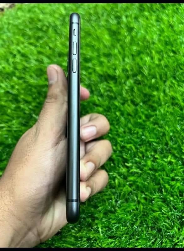 iPhone 11 non pta under warranty 3