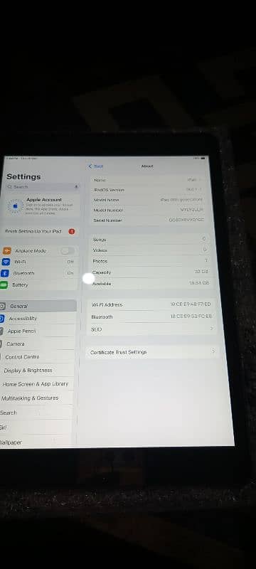 ipad 8 gen 32gb very good condition 2