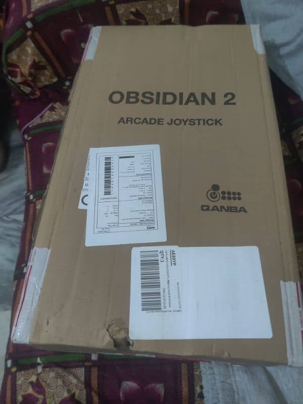 Qanba Obsidian 2 box pack arcade stick 2