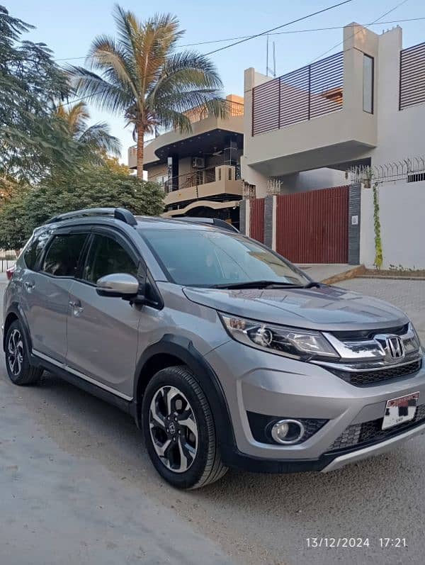 Honda BR-V 2018 (i-vtec s) 3