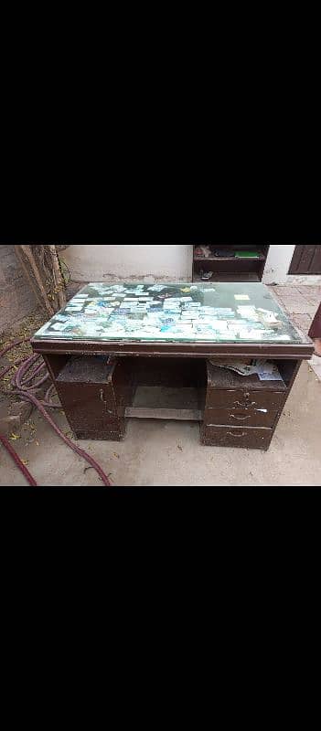 office table with side table. urgent sale 1