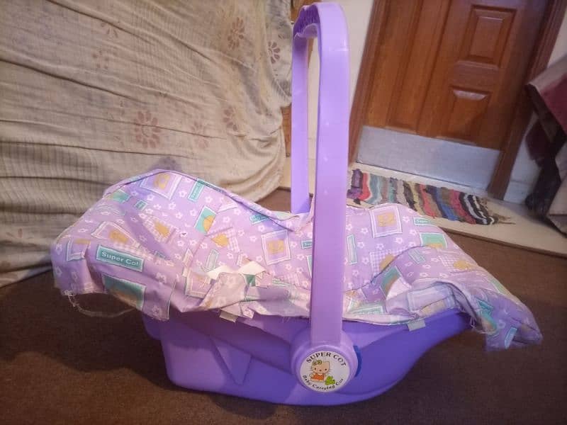 baby cot in excellent condition heavy plastic bargaining are available 1