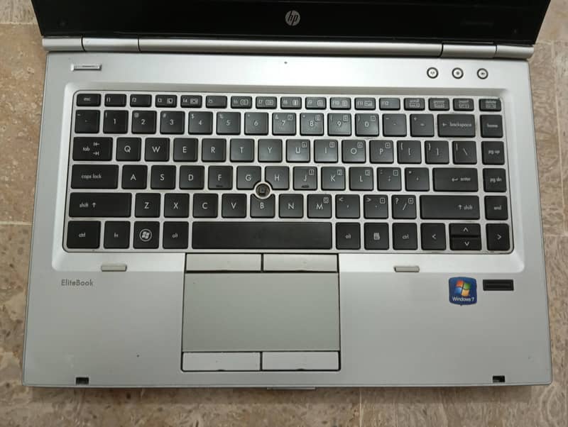 Hp EliteBook 8460p, core i7 (2nd generation) 4