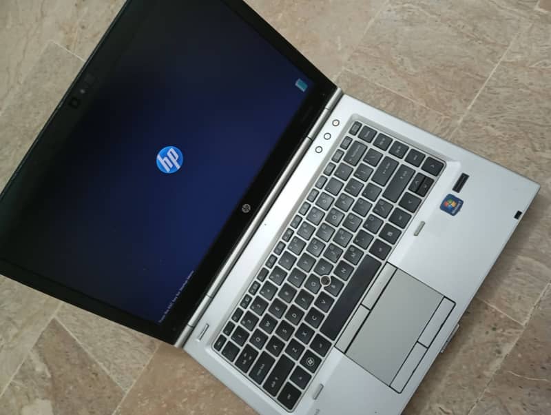 Hp EliteBook 8460p, core i7 (2nd generation) 8