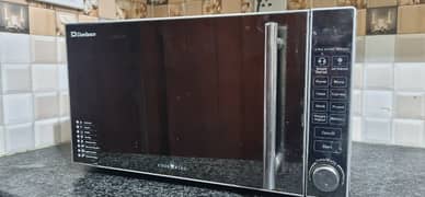 dawlance microwave oven in working condition