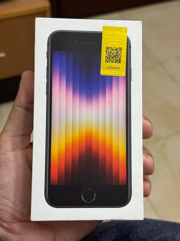 Iphone SE 2022 128gb Official Mercantile PTA approved 3