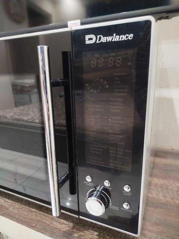 Dawlance Microwave 1