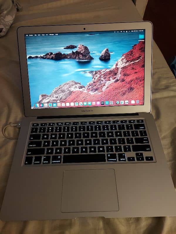 MacBook Air 2015 13-inch 0