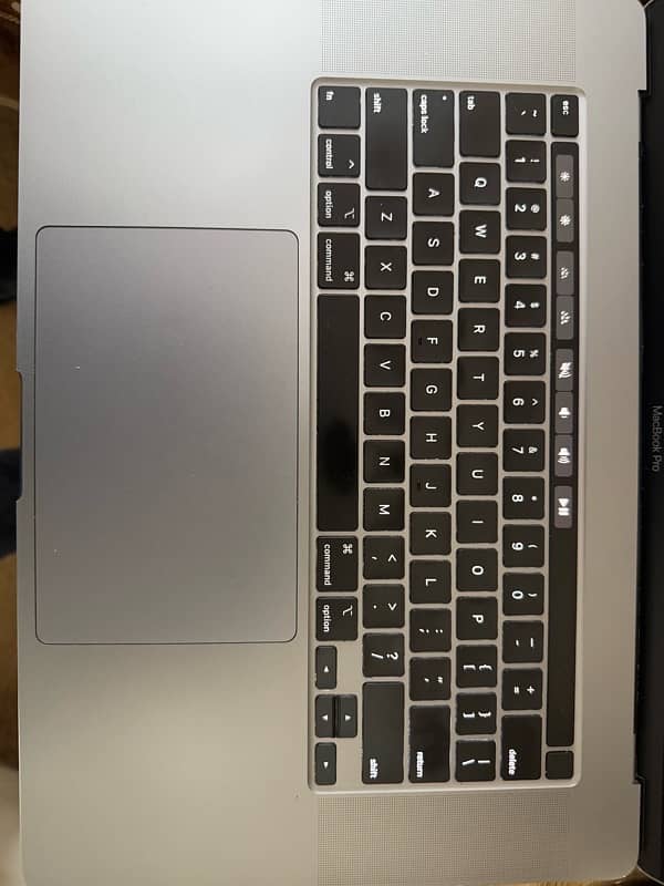 MacBook Pro 2019 - Corei9 - 16GB - 1TB 0