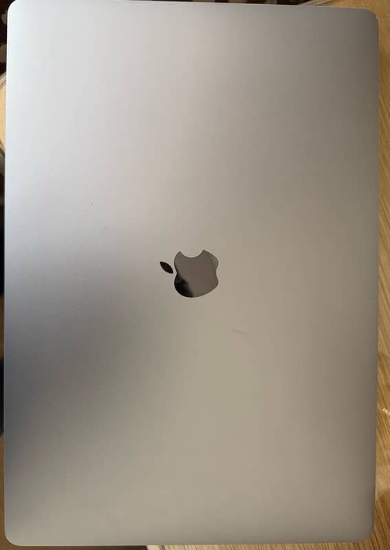 MacBook Pro 2019 - Corei9 - 16GB - 1TB 1