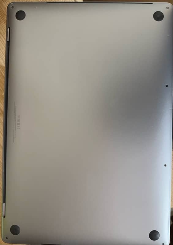 MacBook Pro 2019 - Corei9 - 16GB - 1TB 3