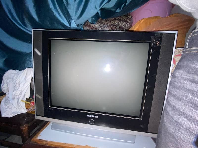 samsung tv good condition 3