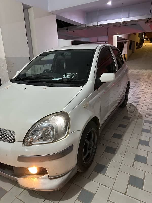 Toyota Vitz 2003 3