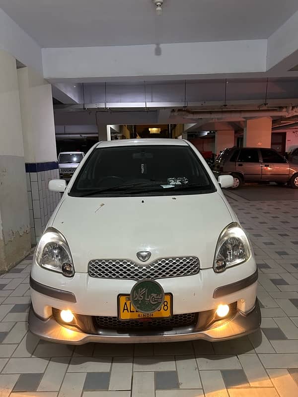 Toyota Vitz 2003 4