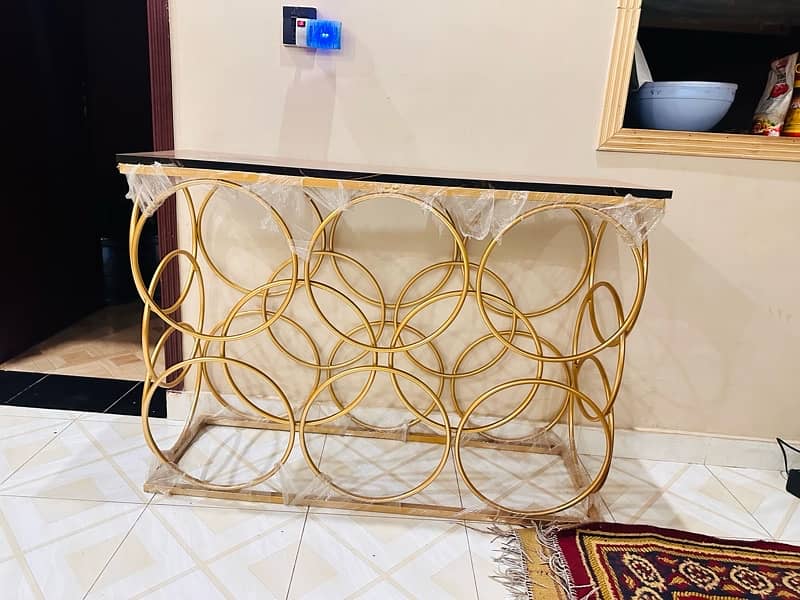 Console table unique 0