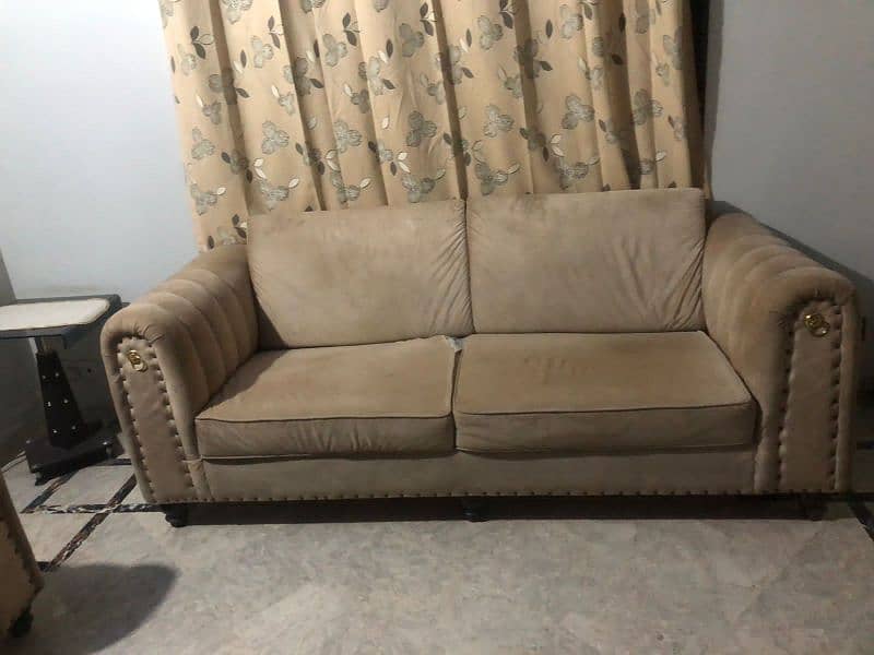 Almost new 7 seater sofa set 3