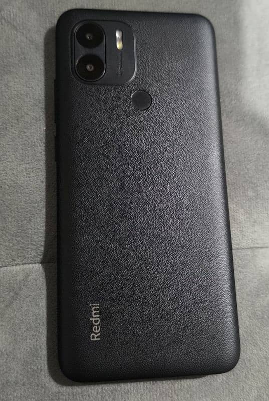 Redmi A1+ Black Colour 2GB Ram 32gb 3