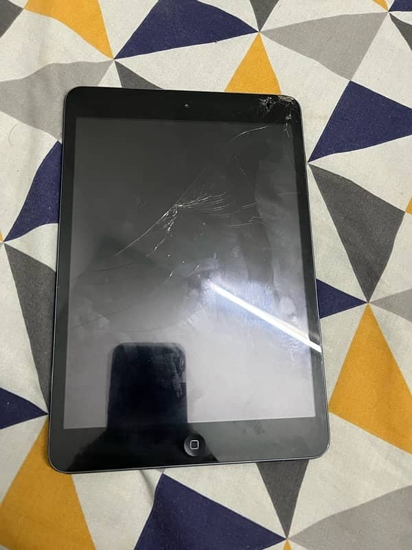 Apple IPad Mini 32 Gb black 1