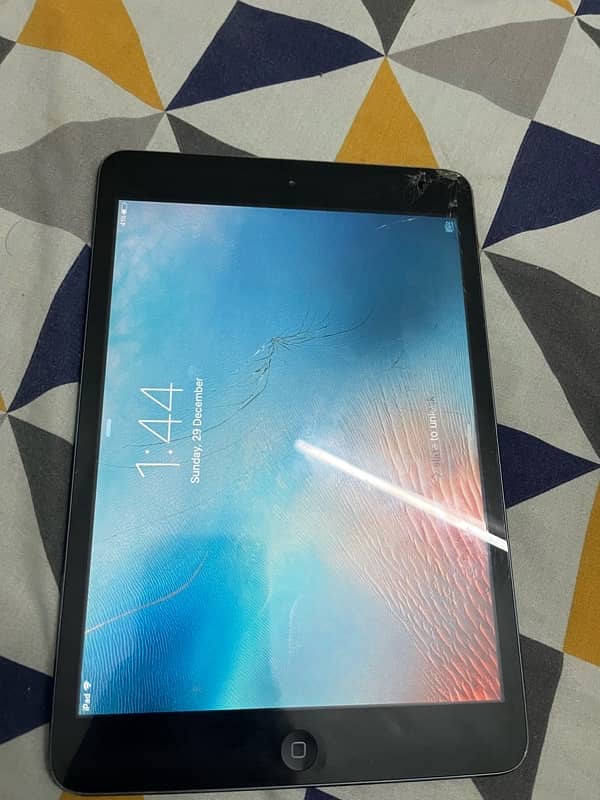 Apple IPad Mini 32 Gb black 2