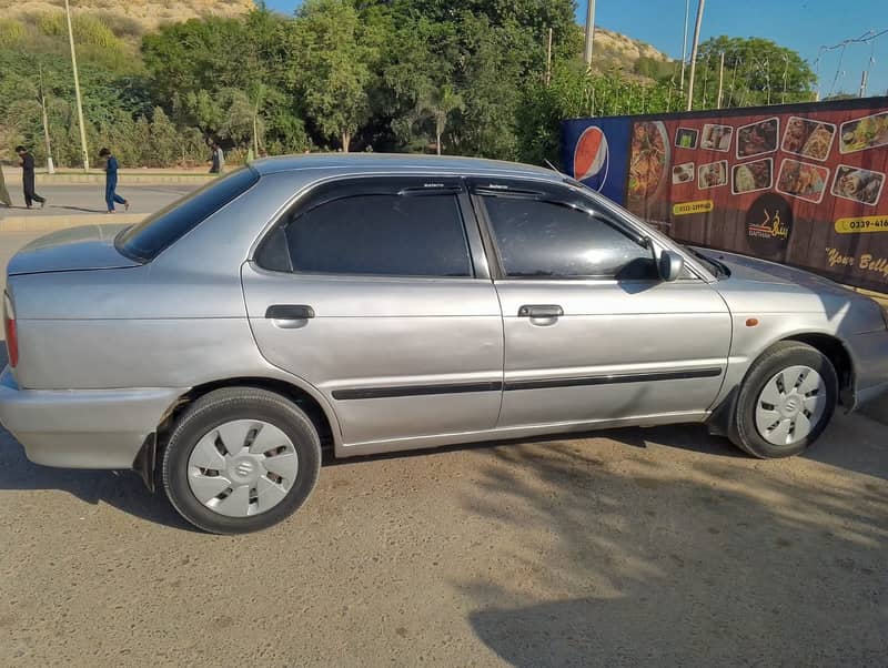 Suzuki Baleno 2004 3