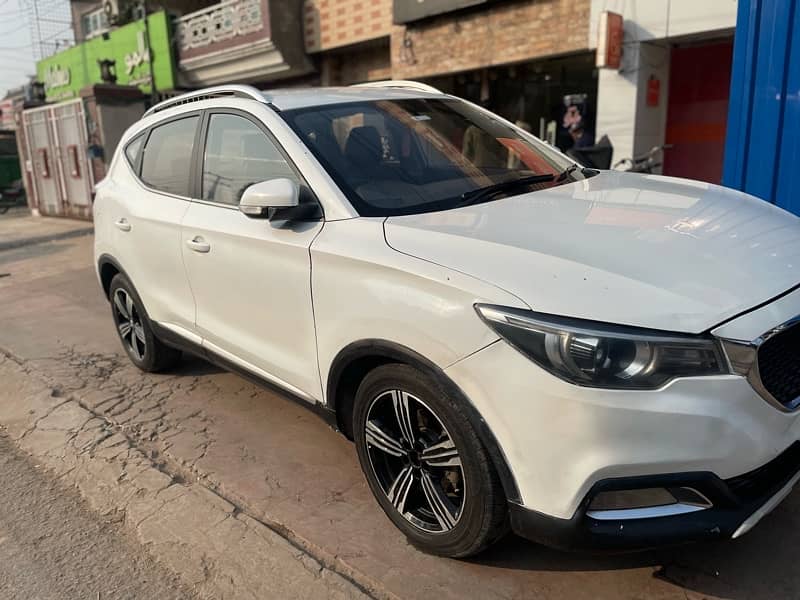 MG ZS 2021 5